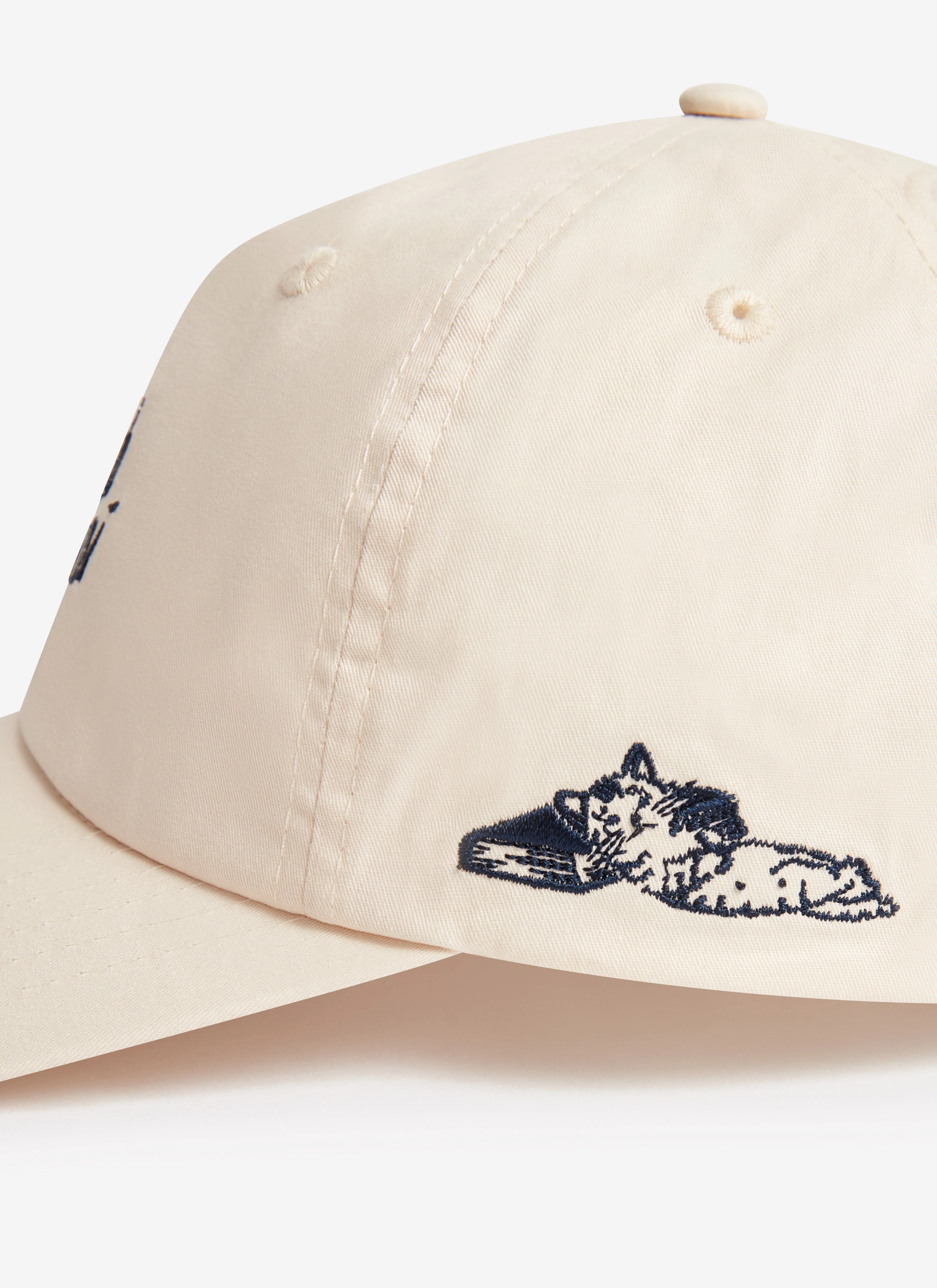 Le Livre De Mon Ami Soft Trucker | Cream - Image 2