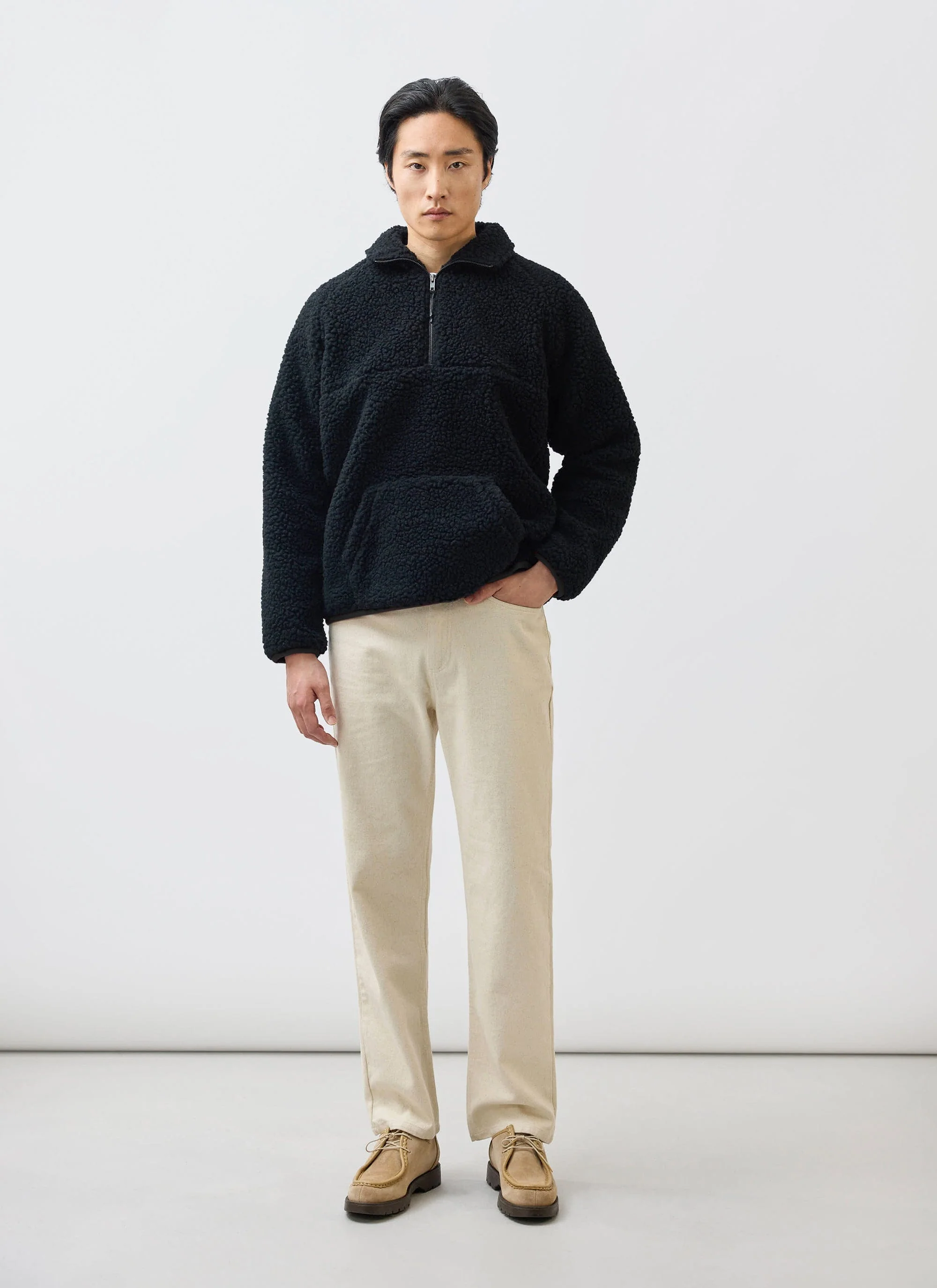 Men's Quarter Zip Wool Fleece Pullover | Black - Image 5