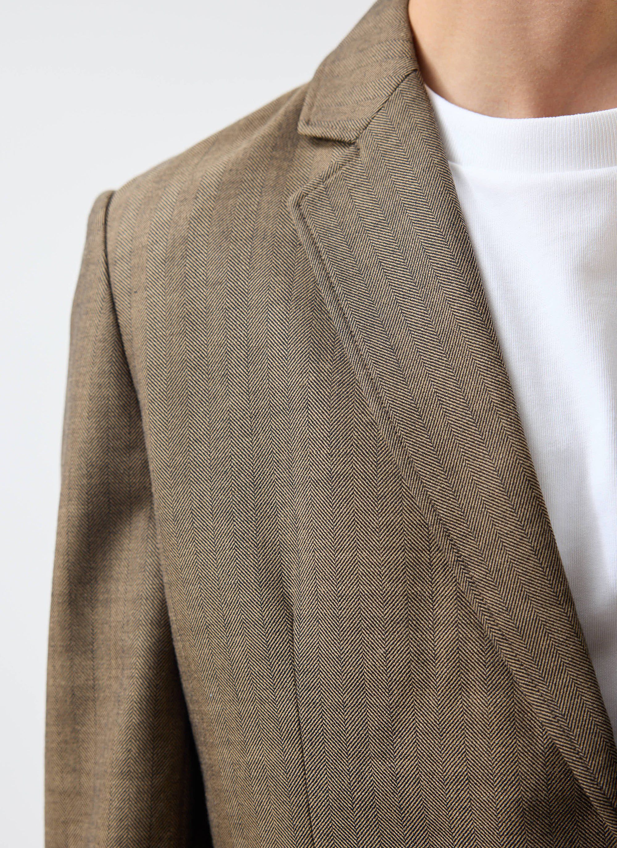 Grounds Tailored Blazer | Herringbone Wool | Oak - Image 4