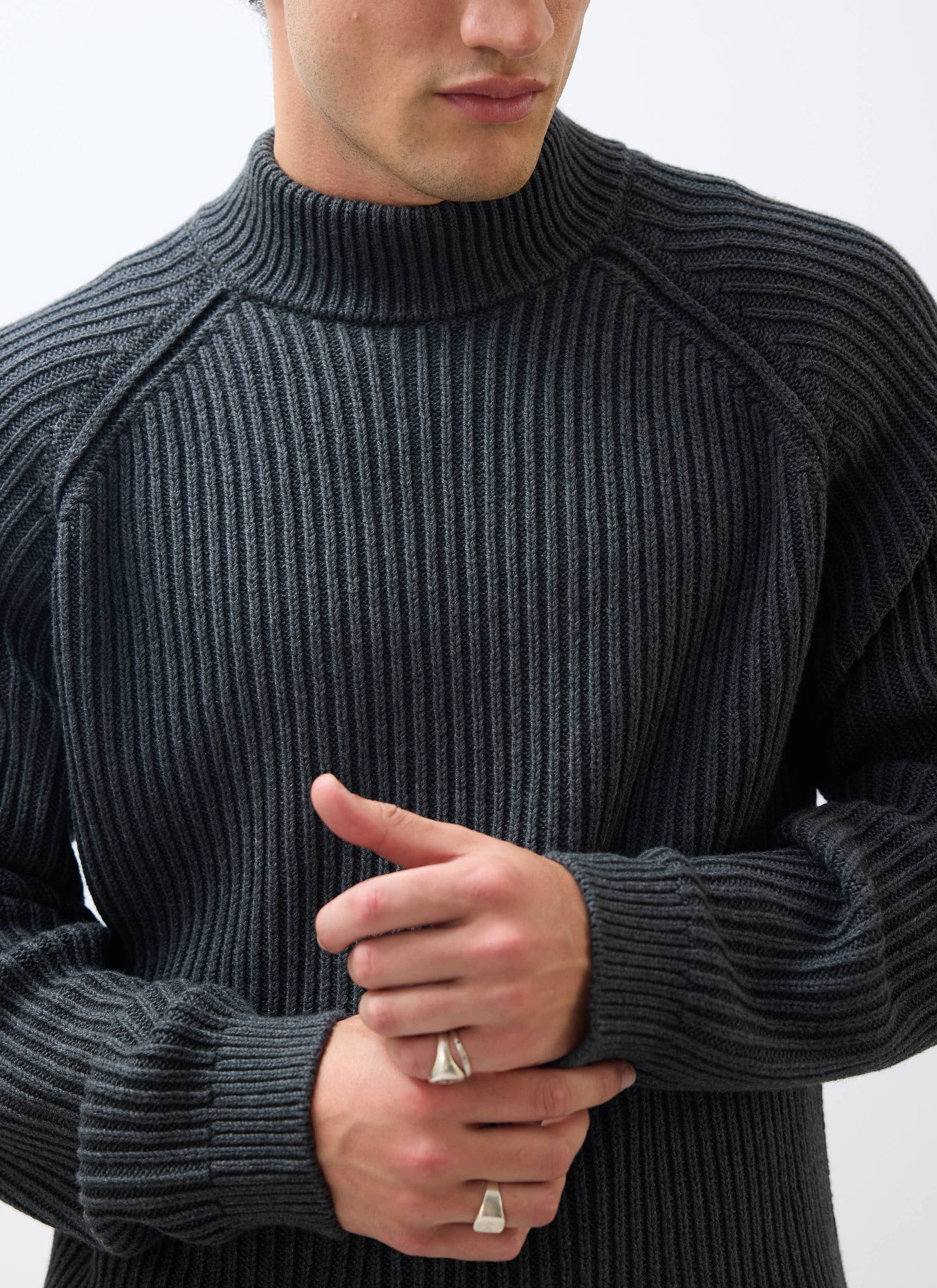 Library Turtle Neck | Cotton | Charcoal - Image 5