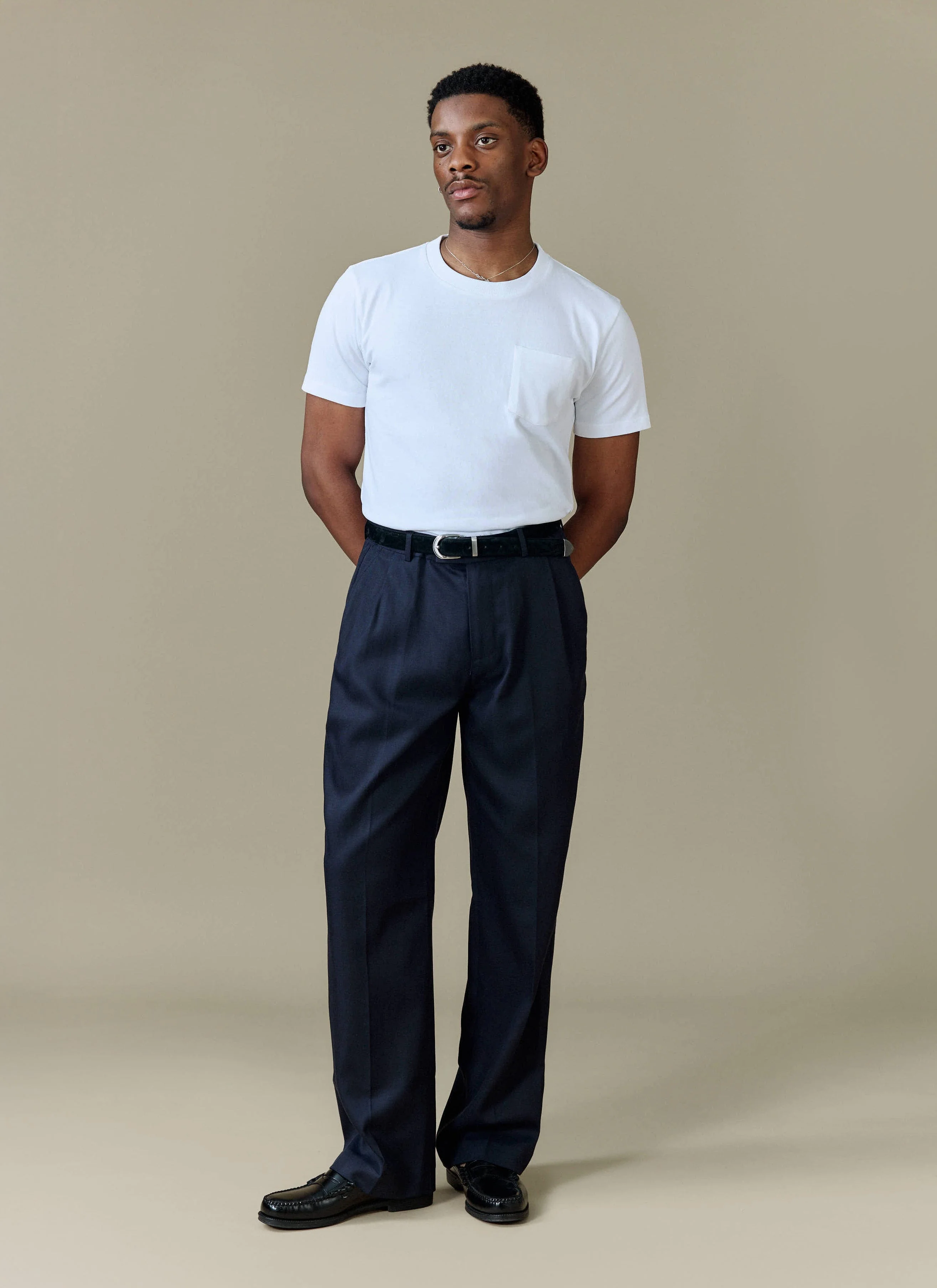 Pleated Leg Trousers | Lyocell | Navy - Image 3
