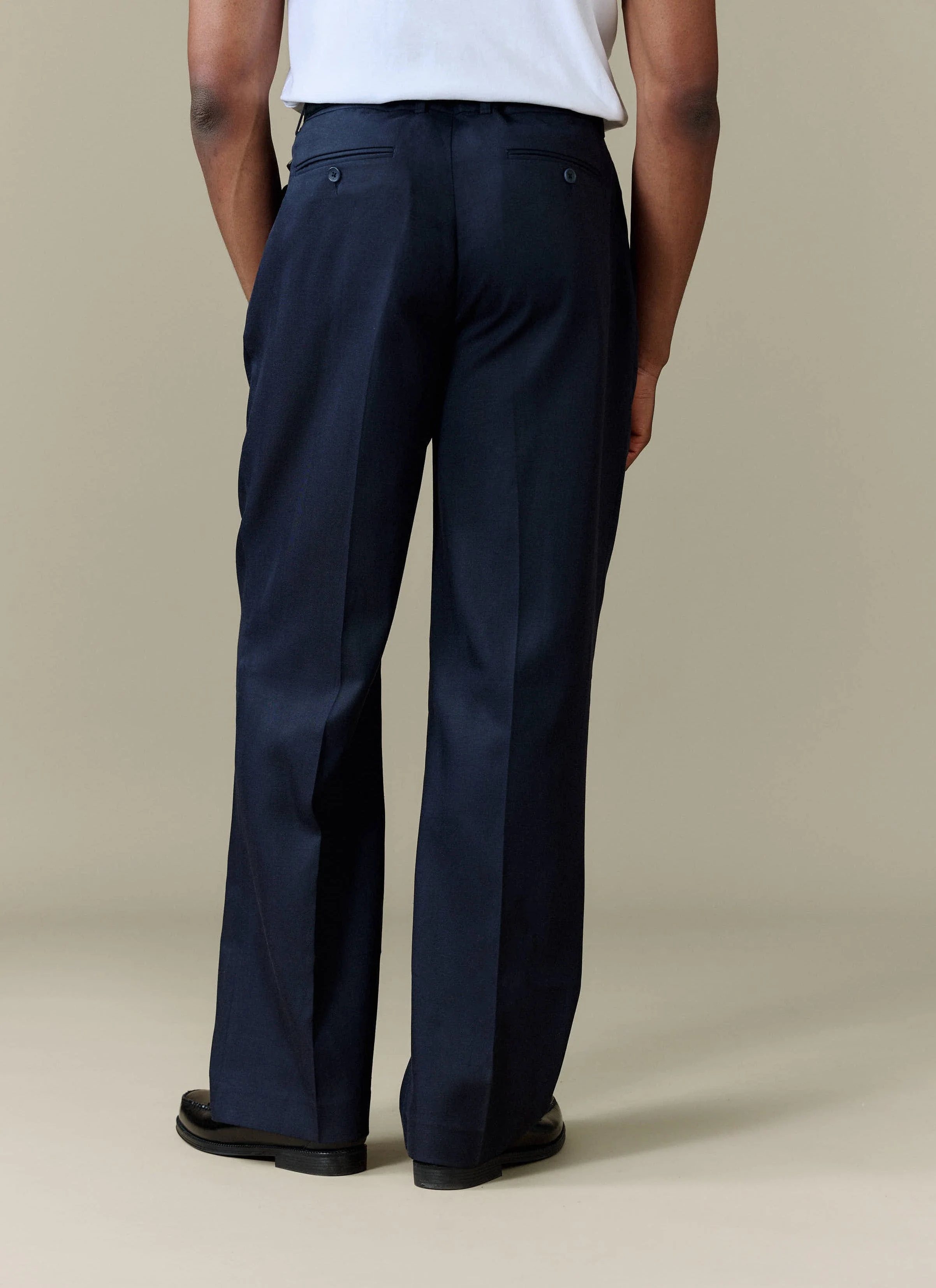 Pleated Leg Trousers | Lyocell | Navy - Image 6
