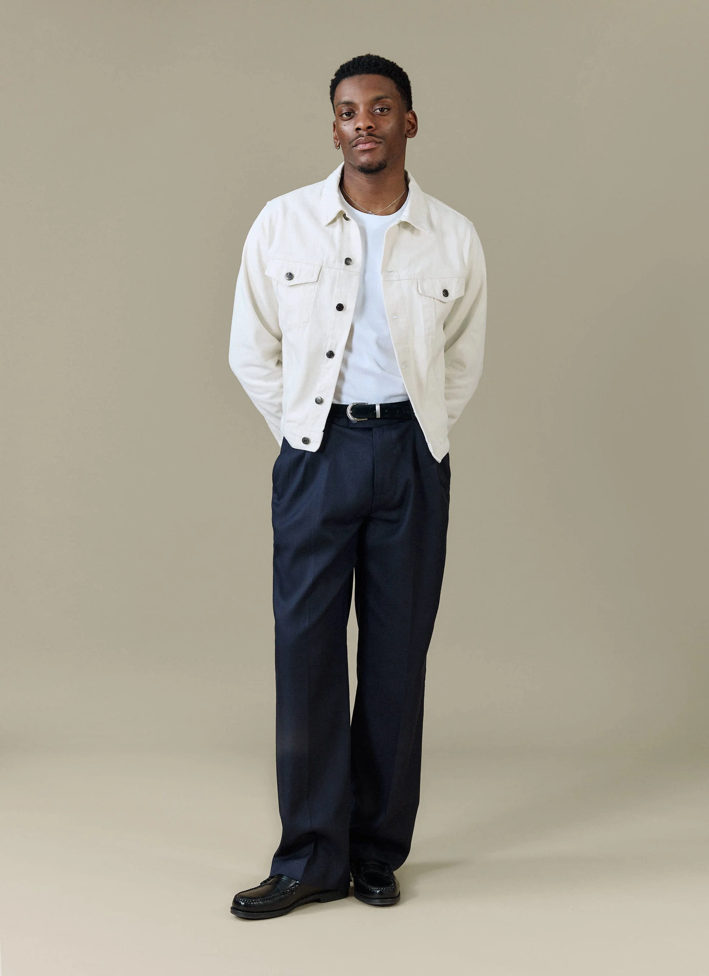 Pleated Leg Trousers | Lyocell | Navy - Image 7